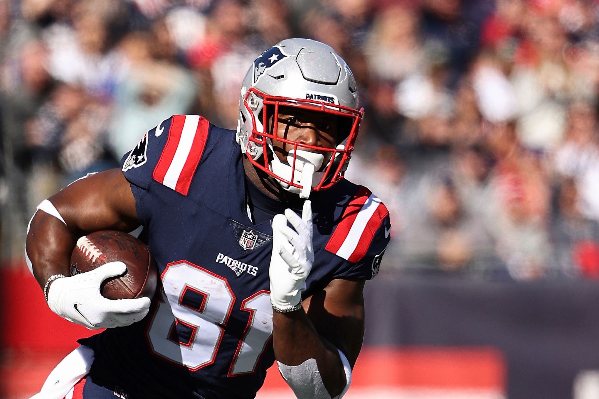 New England Patriots: Jonnu Smith is going to be something exciting