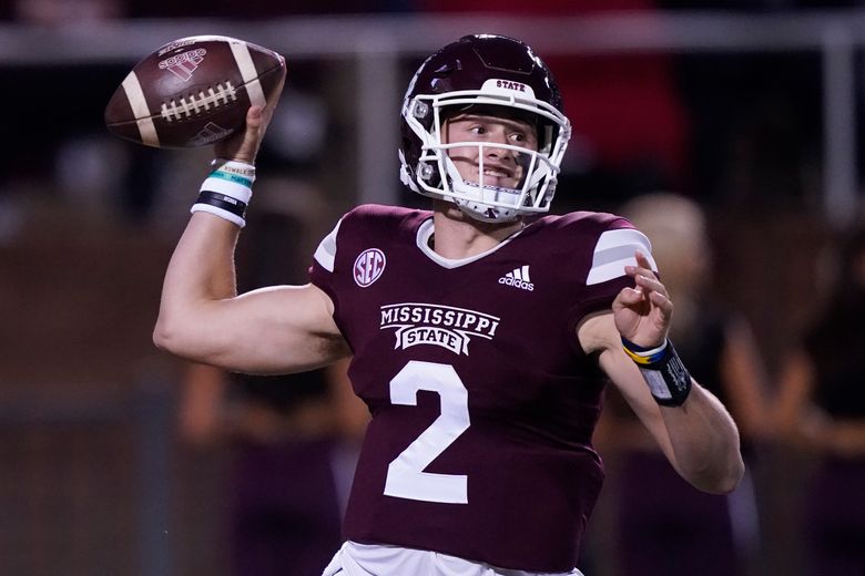 Mississippi State Bulldogs 2022 Football Preview 1 Will Rogers gets set to throw a pass