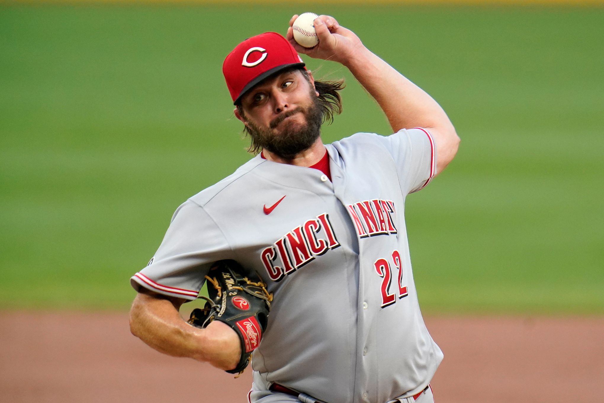 Wade Miley claimed by Cubs; Giants turn down Johnny Cueto | The Seattle Times