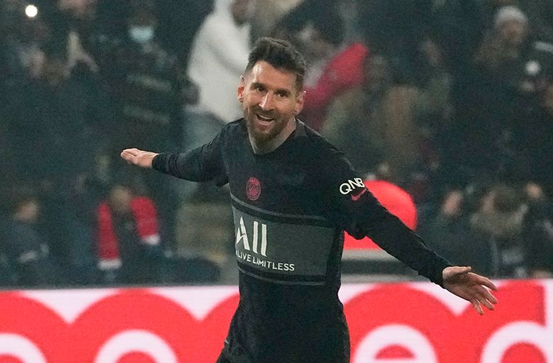 Lionel Messi Pictured In Paris Saint-Germain Shirt On Front Cover Of France  Football