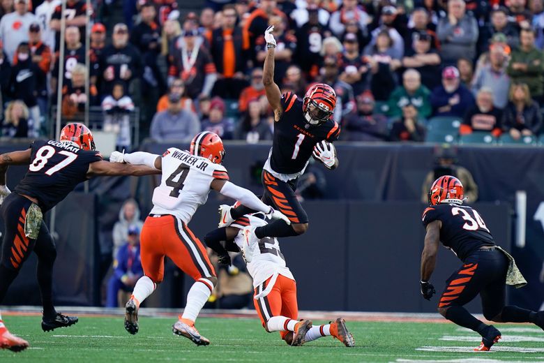 The Bengals fell to the Oakland Raiders 17-10 in Week 11.