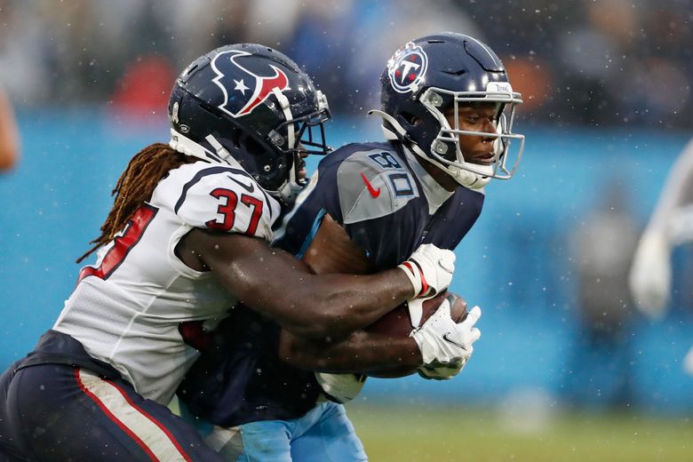 Injuries leave Titans working with thin group at receiver