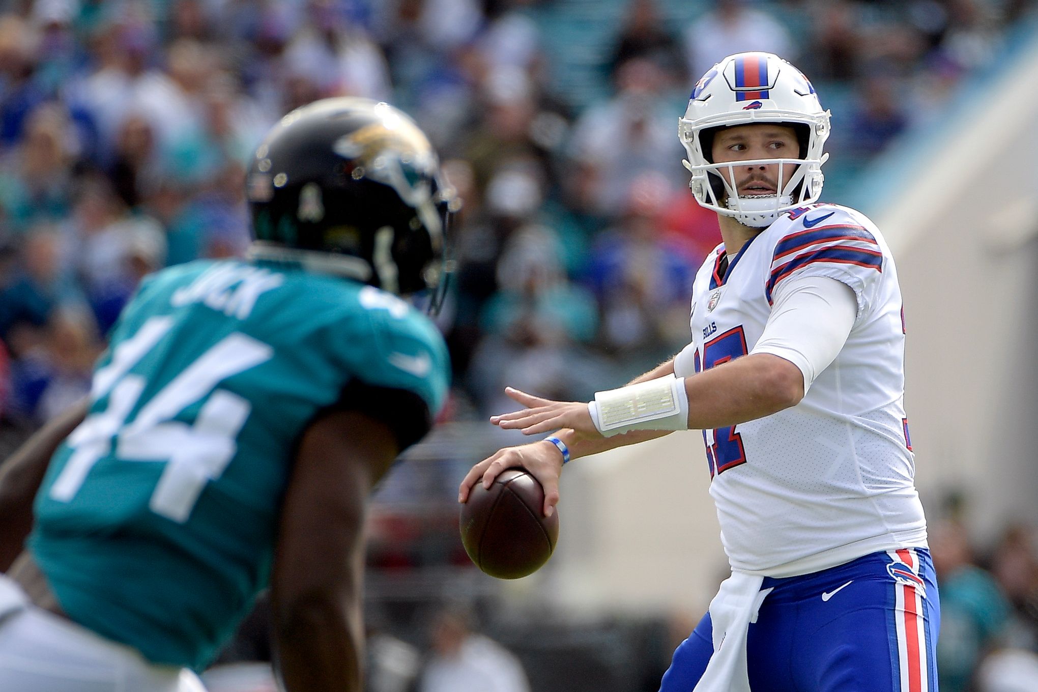 AFC East: Bills, Allen get bounce-back win; Jets lose