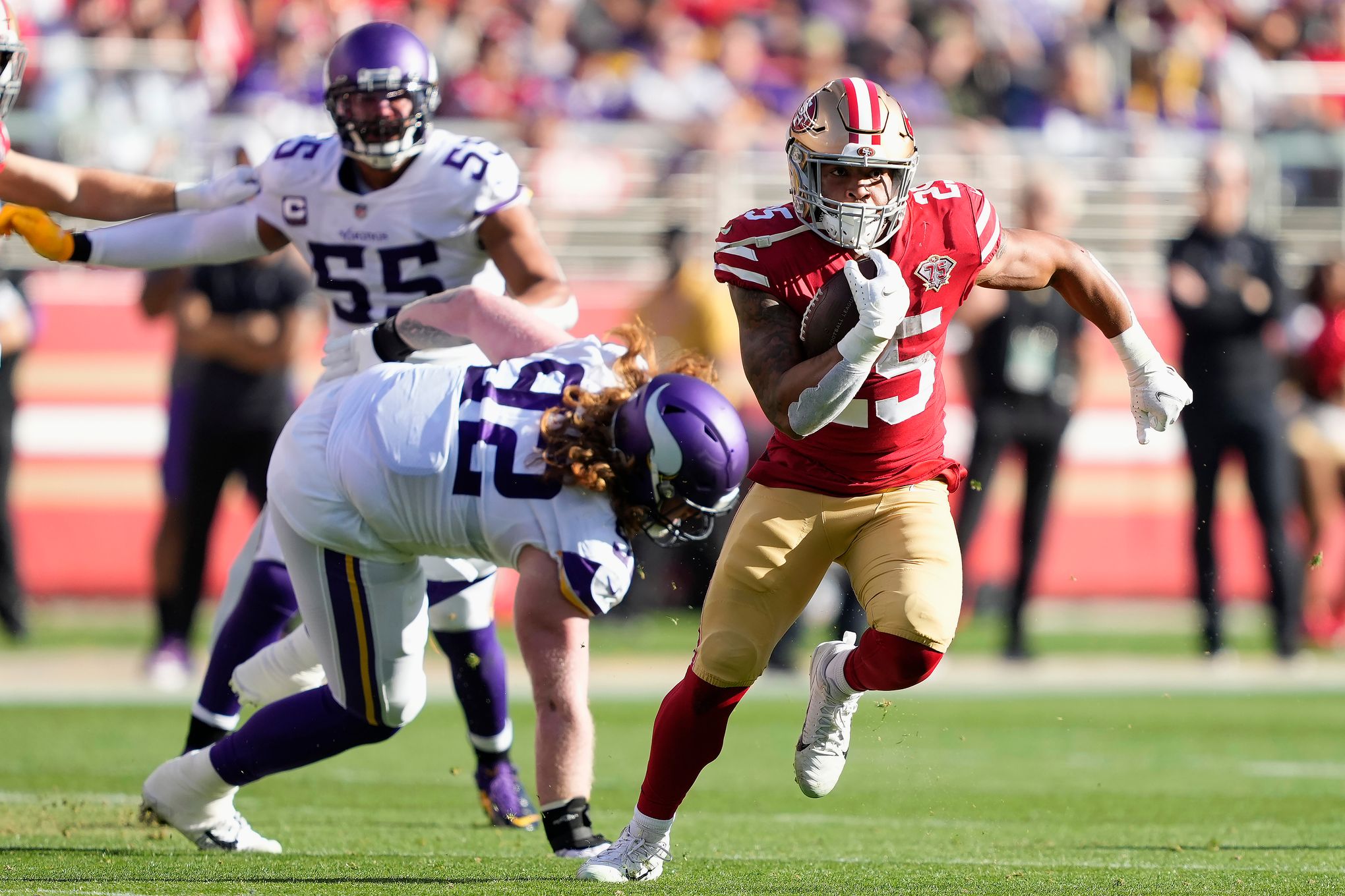 San Francisco 49ers running back Elijah Mitchell against the