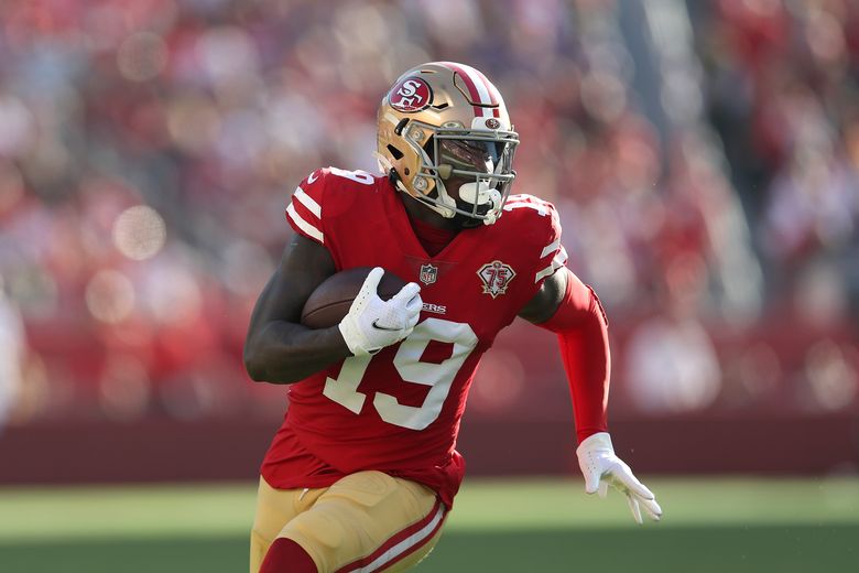 San Francisco 49ers wide receiver Deebo Samuel (19) runs during an