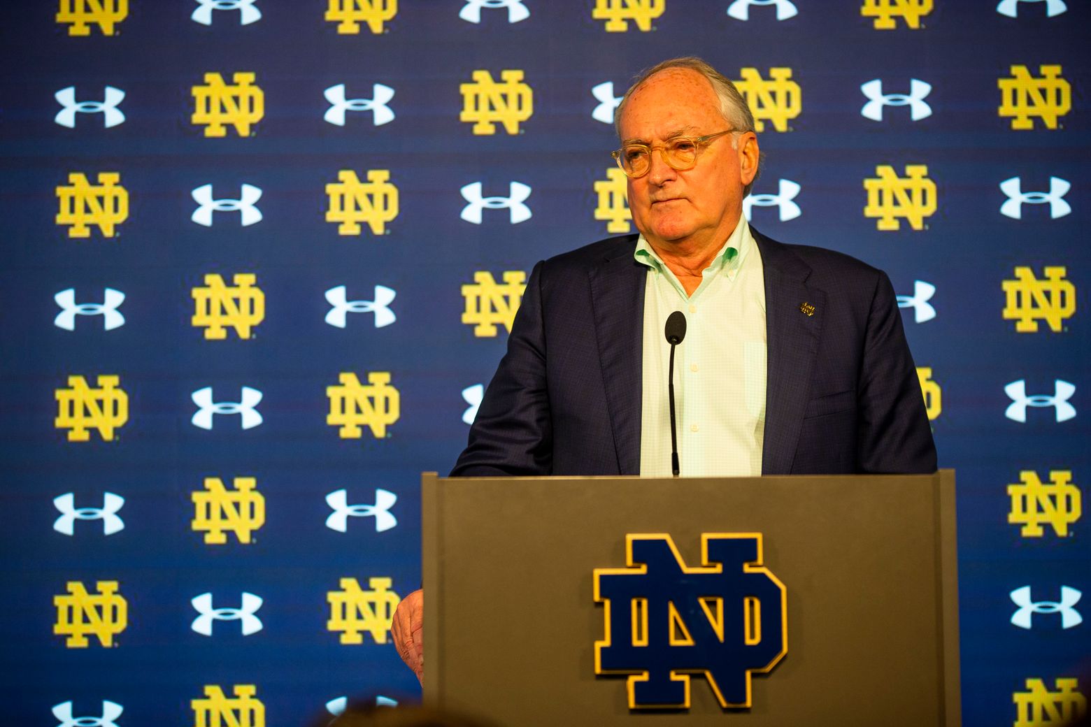 AP source: Notre Dame set to promote Freeman to head coach | The Seattle  Times