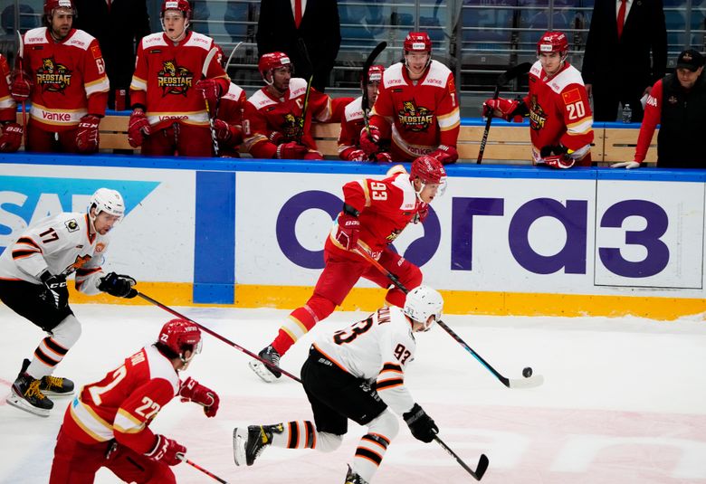 Chinese hockey team loses 1st trial game for Olympics in OT