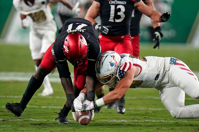 WATCH: Former Bearcat Ford scores first career touchdown on Monday Night  Football