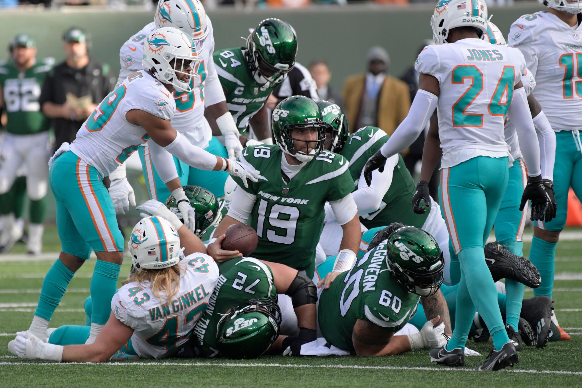 Dolphins send Jets to second straight loss, 10-6 - The San Diego  Union-Tribune