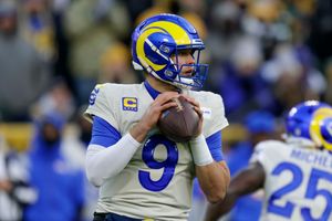 Matthew Stafford pick-six costs Rams again in Packers loss - Los