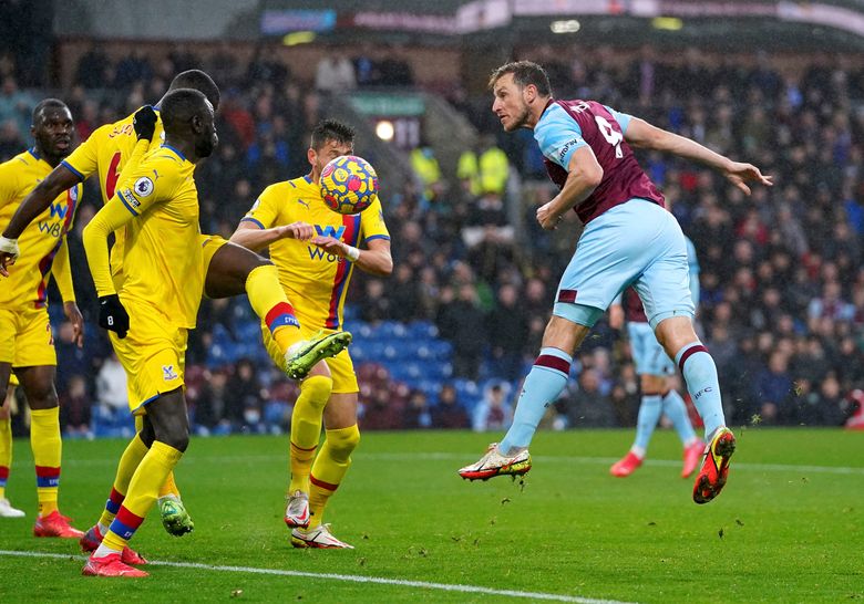 Palace extends unbeaten run in 3-3 draw at Burnley - The San Diego  Union-Tribune