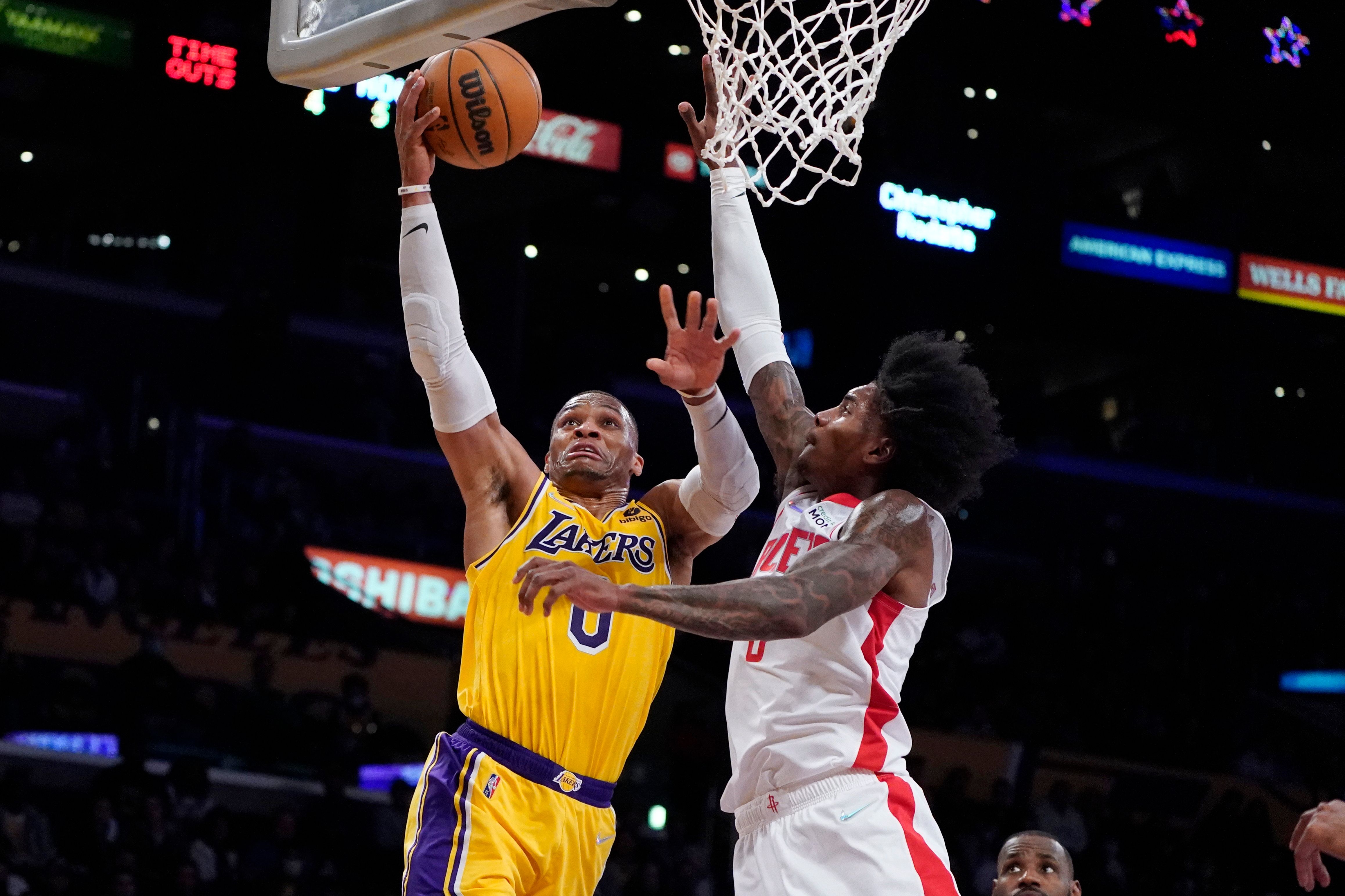 lebron dunks on westbrook