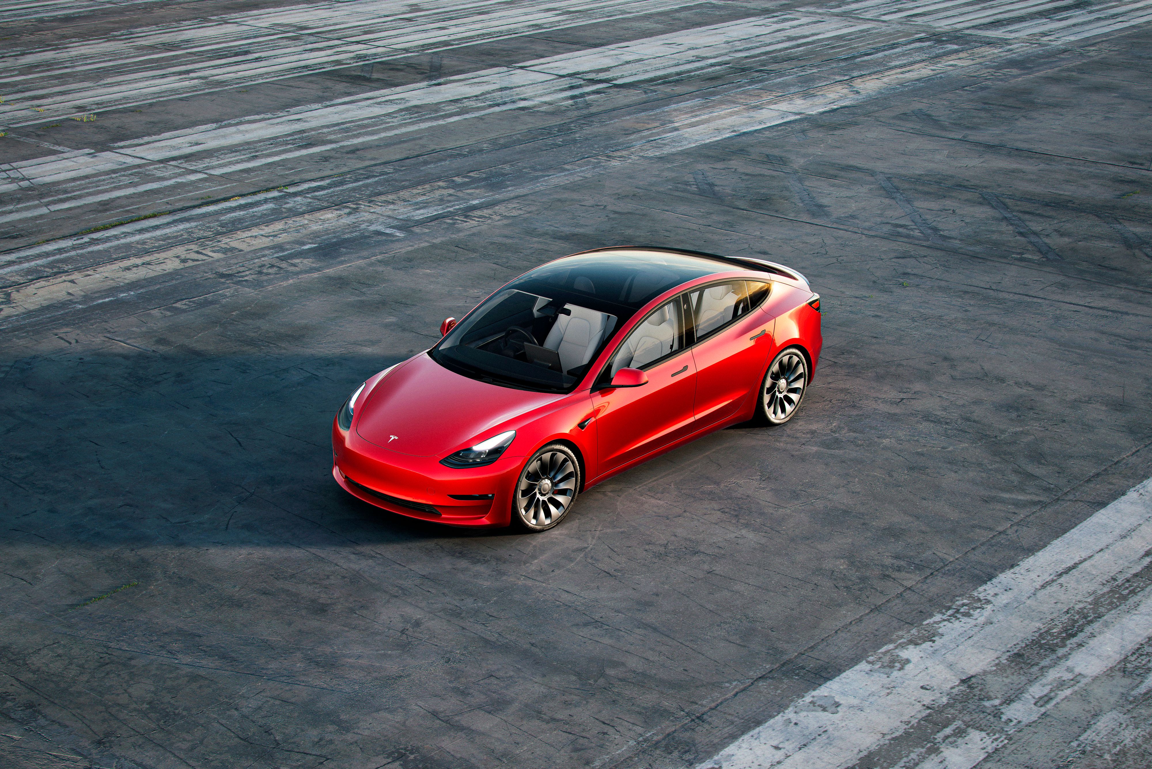 Edmunds compares the Tesla Model 3 and Volkswagen ID.4 The Seattle Times