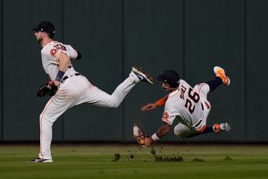 Hammerin' Braves win first World Series crown since 1995, rout Astros - NBC  Sports