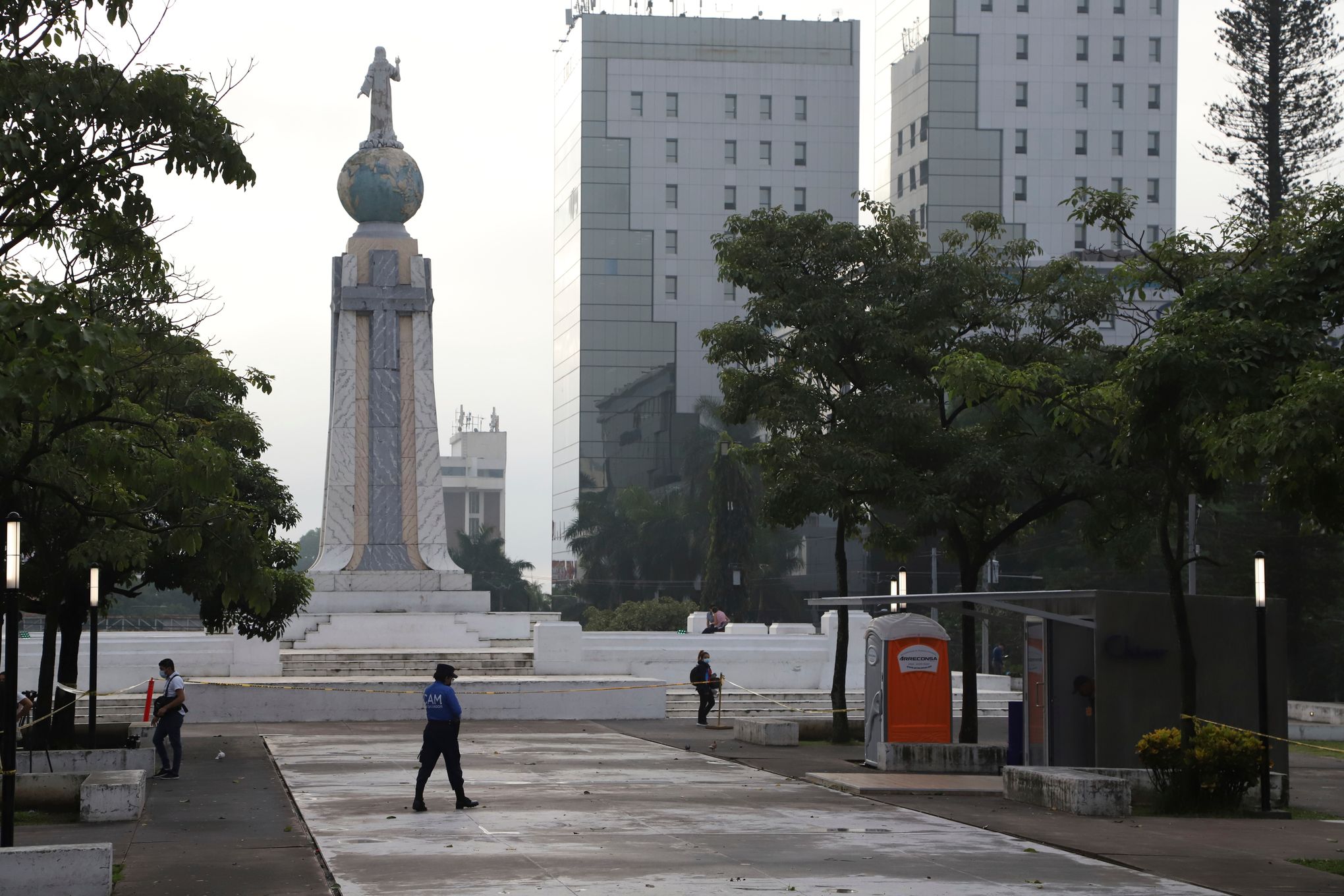 El Salvador to build cryptocurrency-fueled “Bitcoin City” | The Seattle  Times