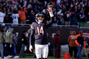 Freeman TD lifts Ravens over Bears with Jackson sidelined