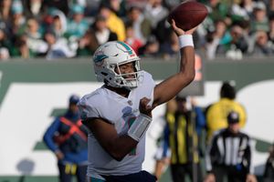 Dolphins win third straight, top Jets 24-17 - The San Diego Union-Tribune