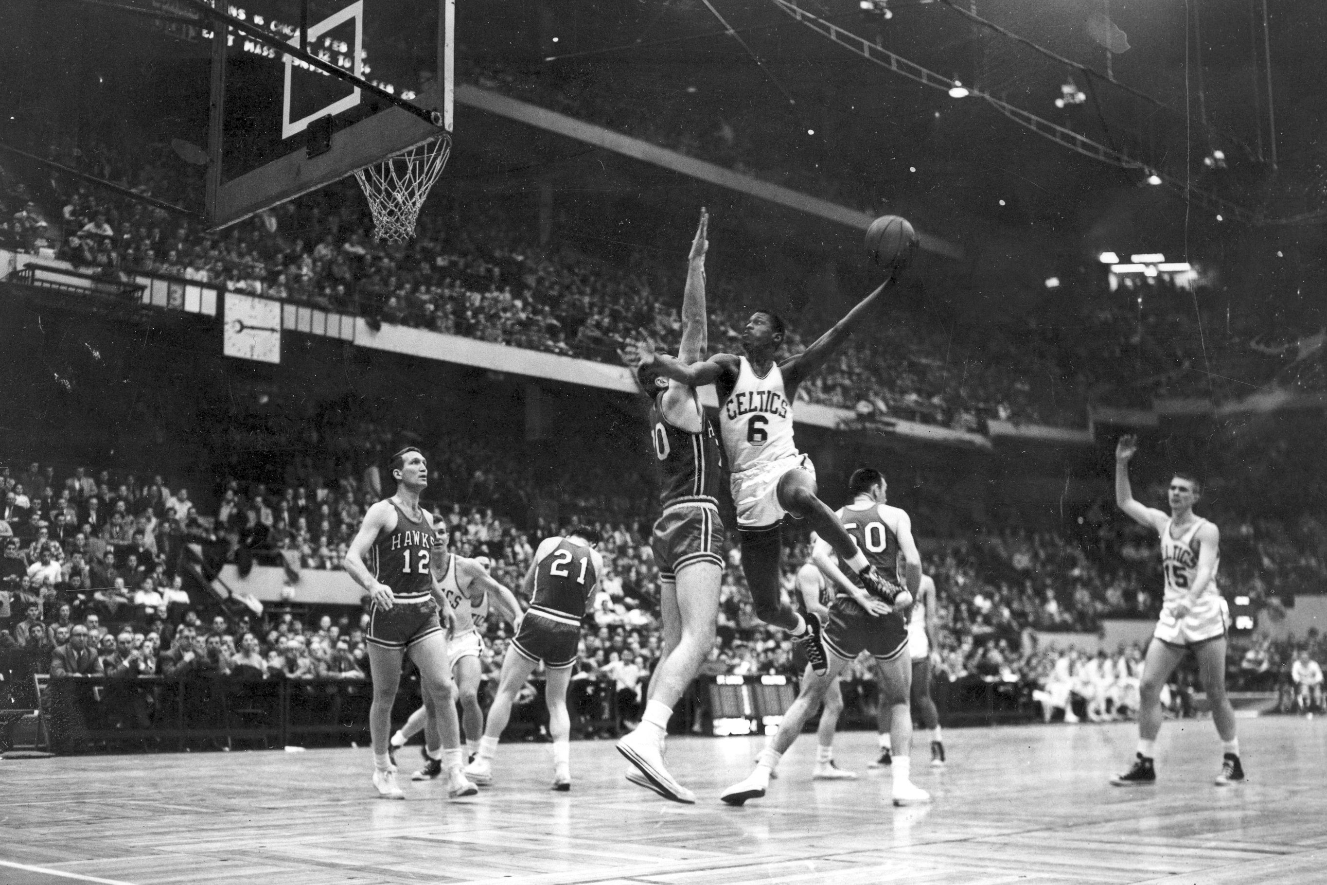 Chamberlain, Russell headline AP's 1960s all-decade NBA team | The