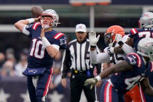 New England Patriots whitewash lowly Atlanta Falcons for fifth straight  victory, NFL