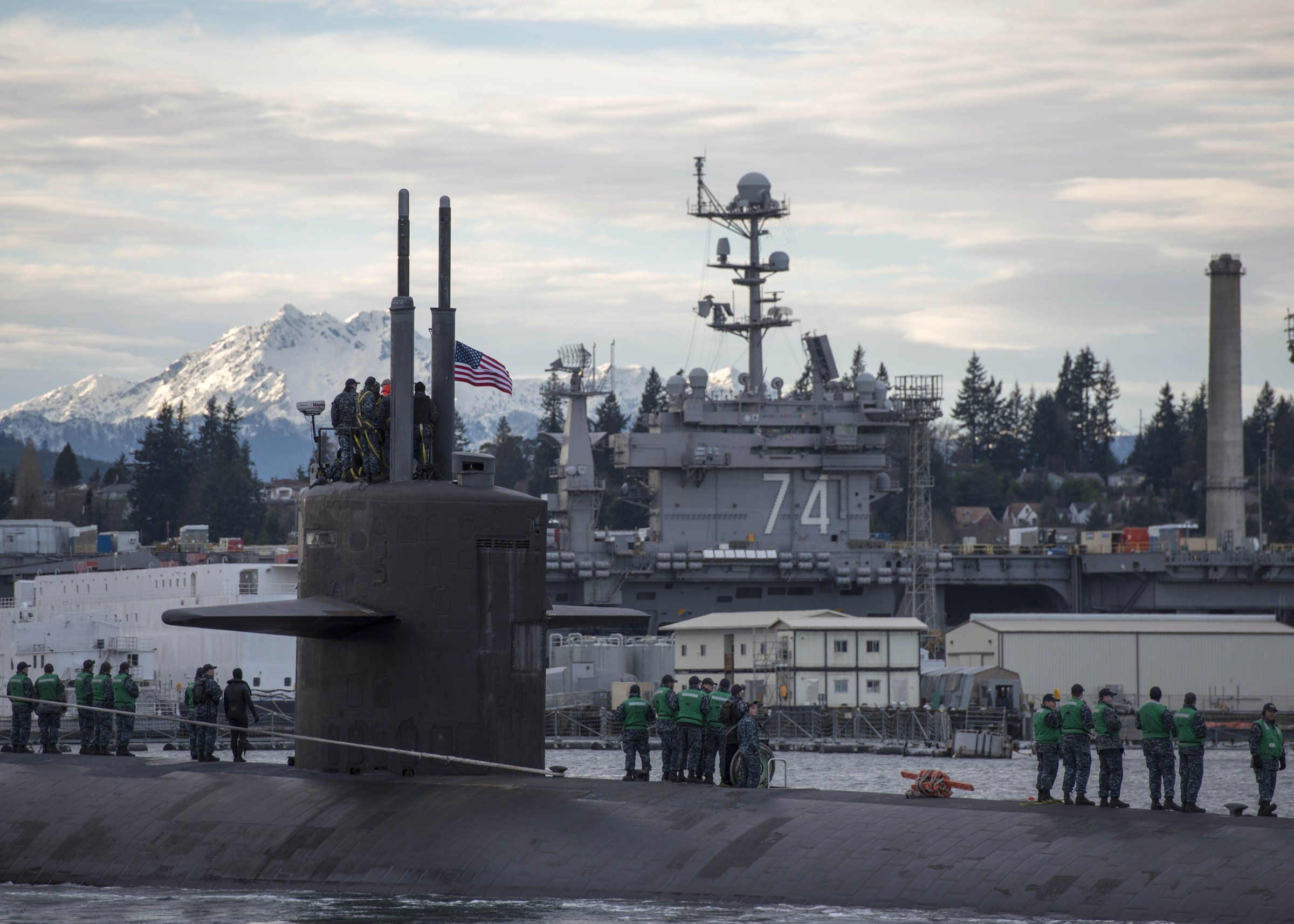 Puget Sound Naval Shipyard shoulders a big load, with growing