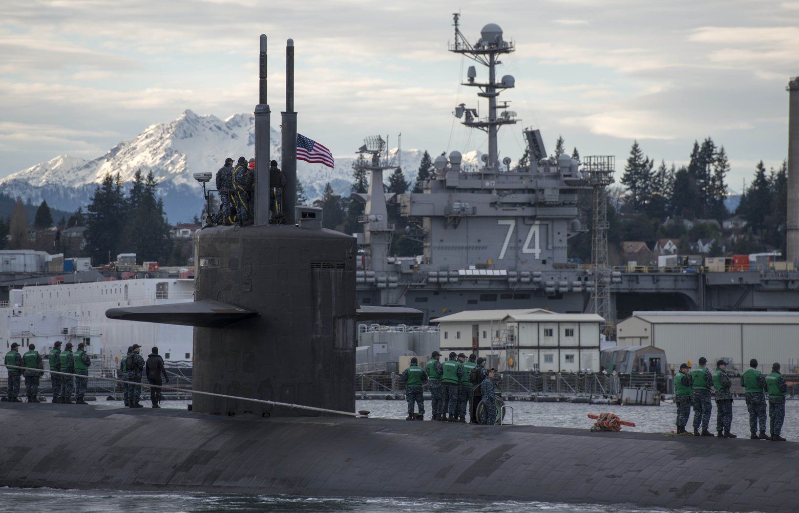 Puget Sound Naval Shipyard shoulders a big load, with growing