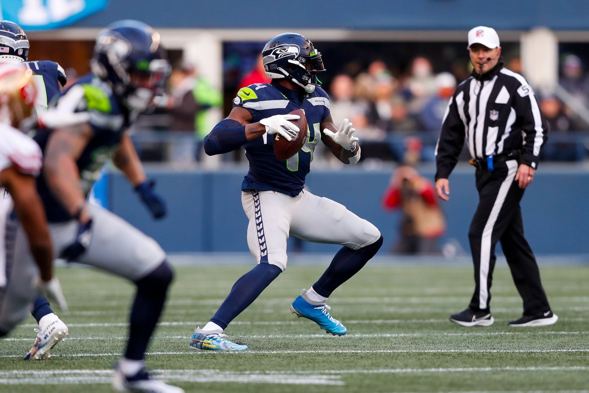 Seahawks vs. Texans predictions: Picks, best bets for Week 14 NFL matchup -  DraftKings Network