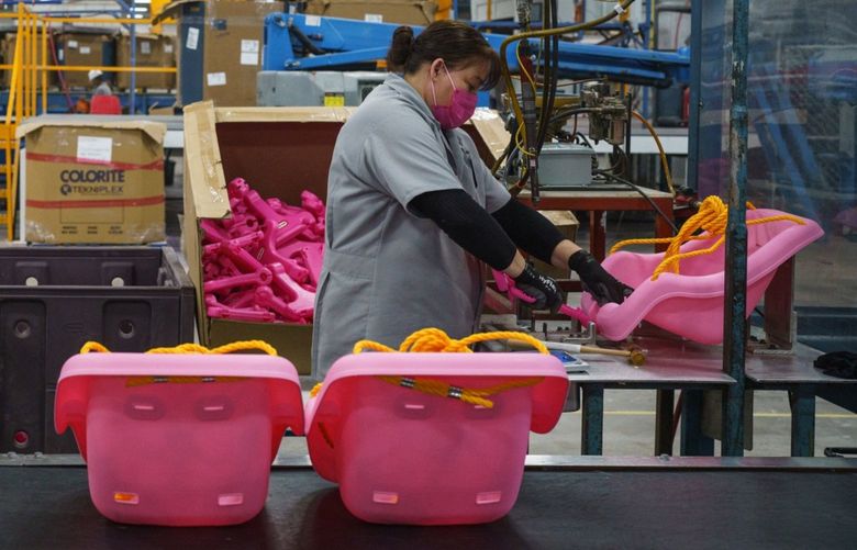 MGA workers put together Little Tikes toys at the company’s new plant in Juarez. MUST CREDIT: Bloomberg photo by Paul Ratje.