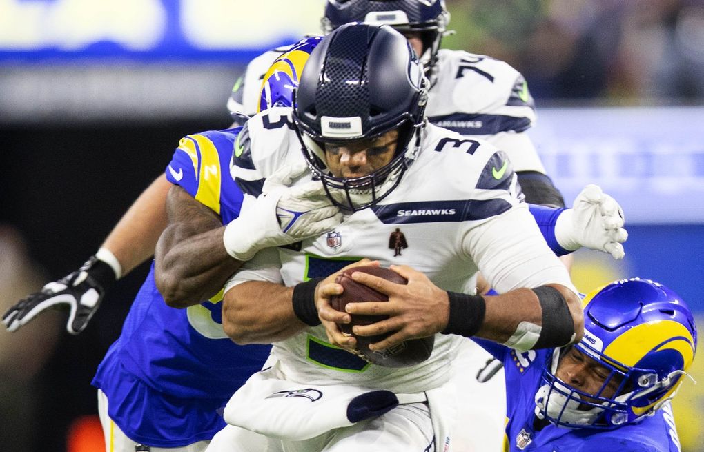 Seahawks dismal in all areas in loss to Rams to open season