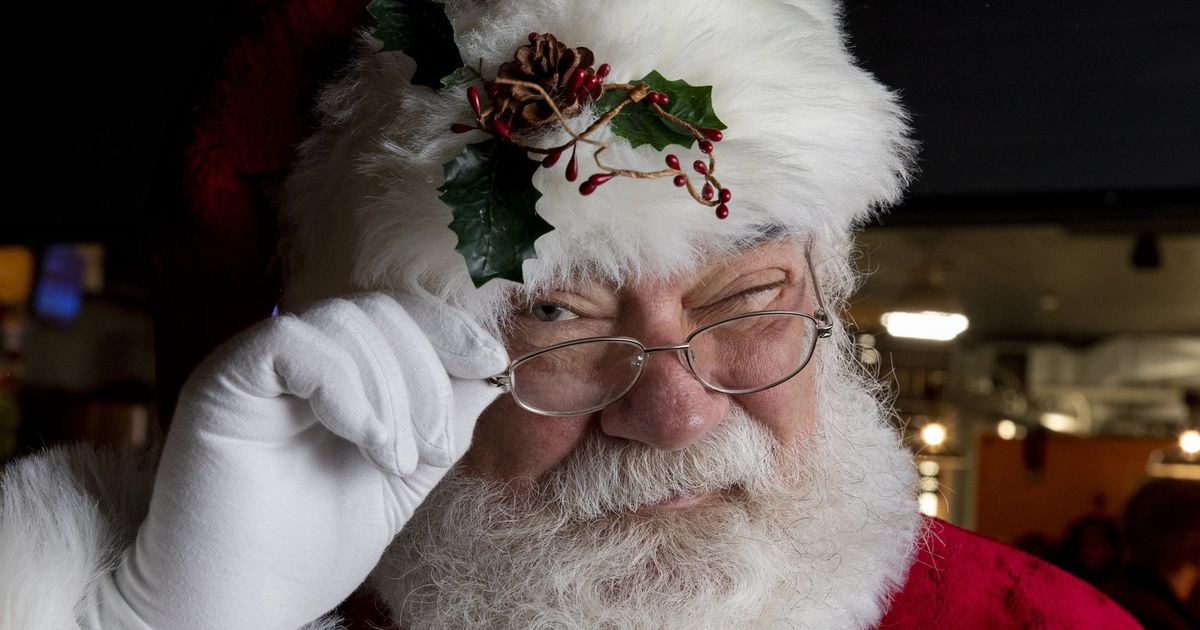 where-did-all-the-santa-actors-go-one-jolly-fellow-in-seattle-shares