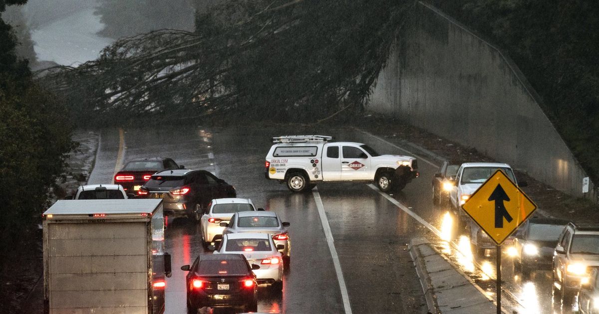 2 dead in submerged car as California storm worries spread | The ...