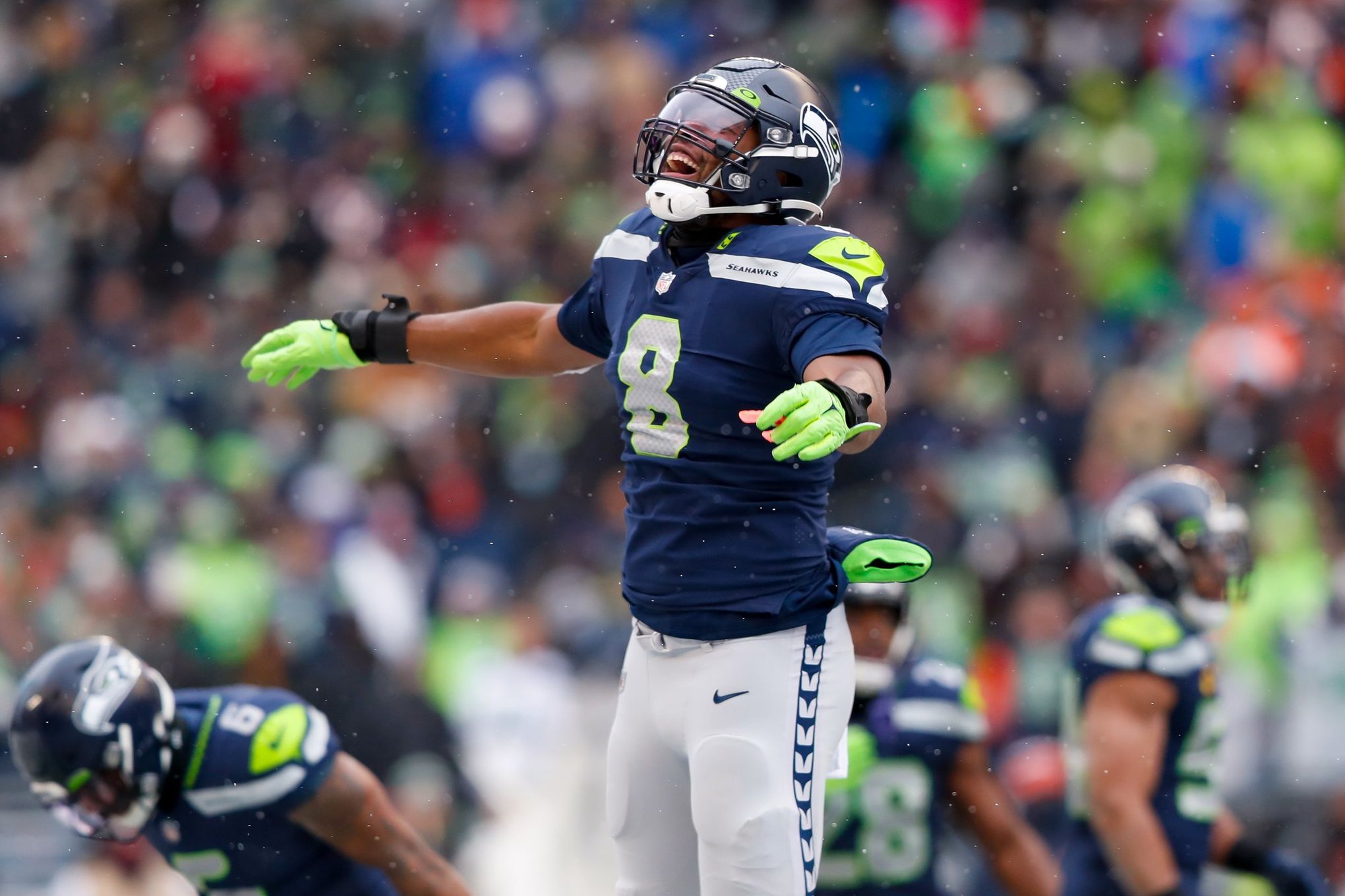 Since joining the Seahawks, Carlos Dunlap is collecting sacks and helping  teammates get theirs