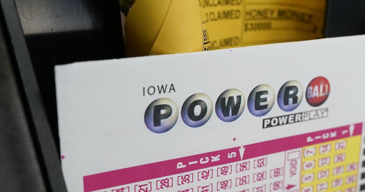 Powerball Jackpot Reaches 441 Million Its The Third Largest Of The