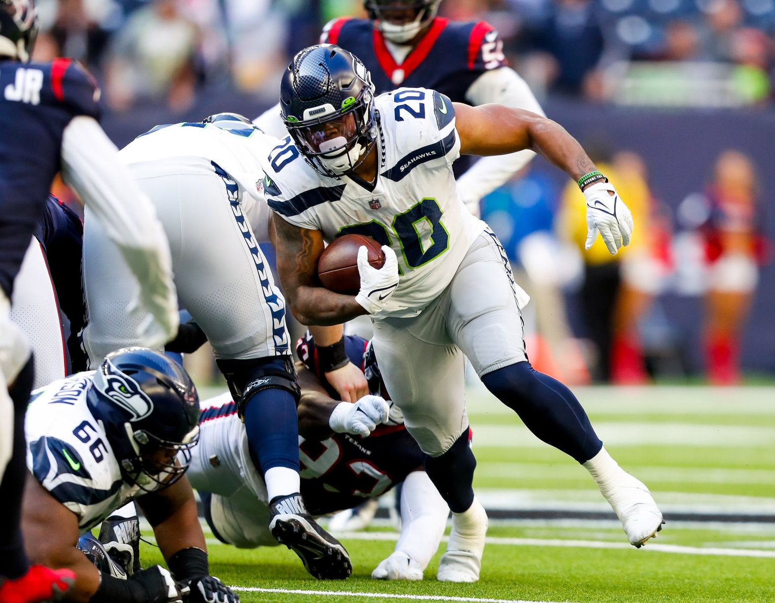 Seahawks, Penny run over Texans, 33-13.