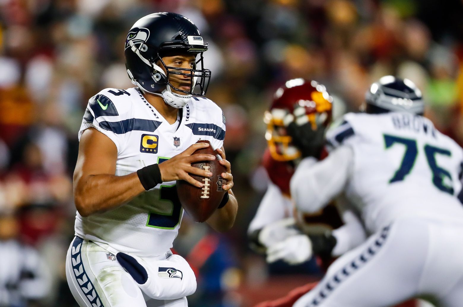 Seahawks QB Russell Wilson 'making progress' in his recovery from finger  surgery, Pete Carroll says