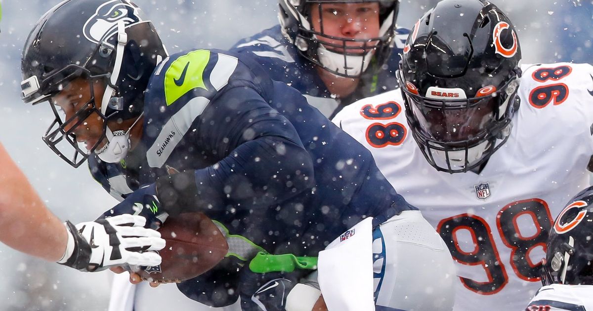 Helmet to helmet: Seahawks vs. Bears