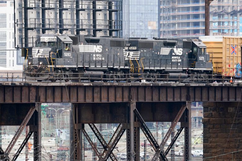 Norfolk Southern Railroad Names New Ceo To Take Over In May The Seattle Times Norfolk Southern Railroad Names New Ceo To Take Over In May The Seattle Times