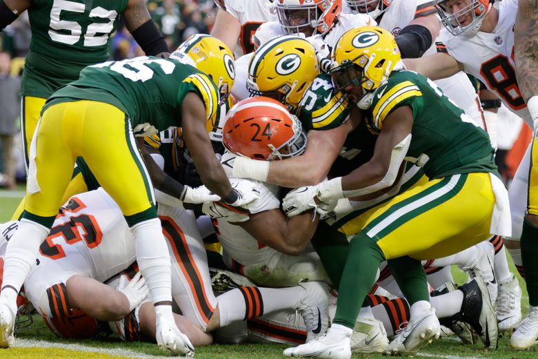 Cleveland Browns vs Green Bay Packers - December 25, 2021