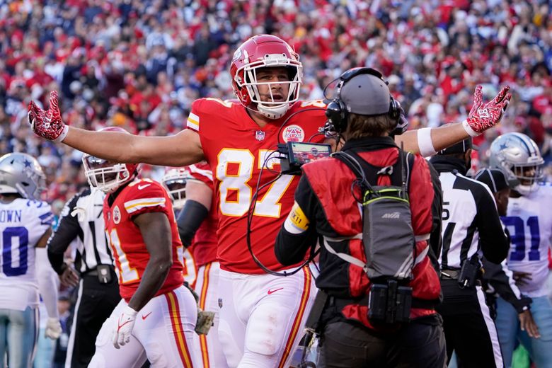 Chiefs eagerly await the day Kelce, Hill get back on track