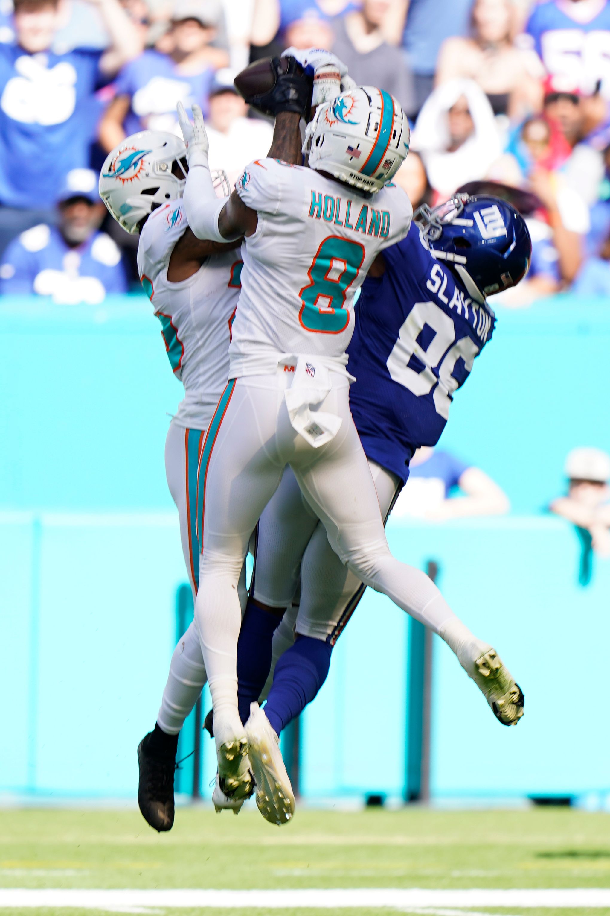 Dolphins elevate RB Duke Johnson for game vs. New York Jets