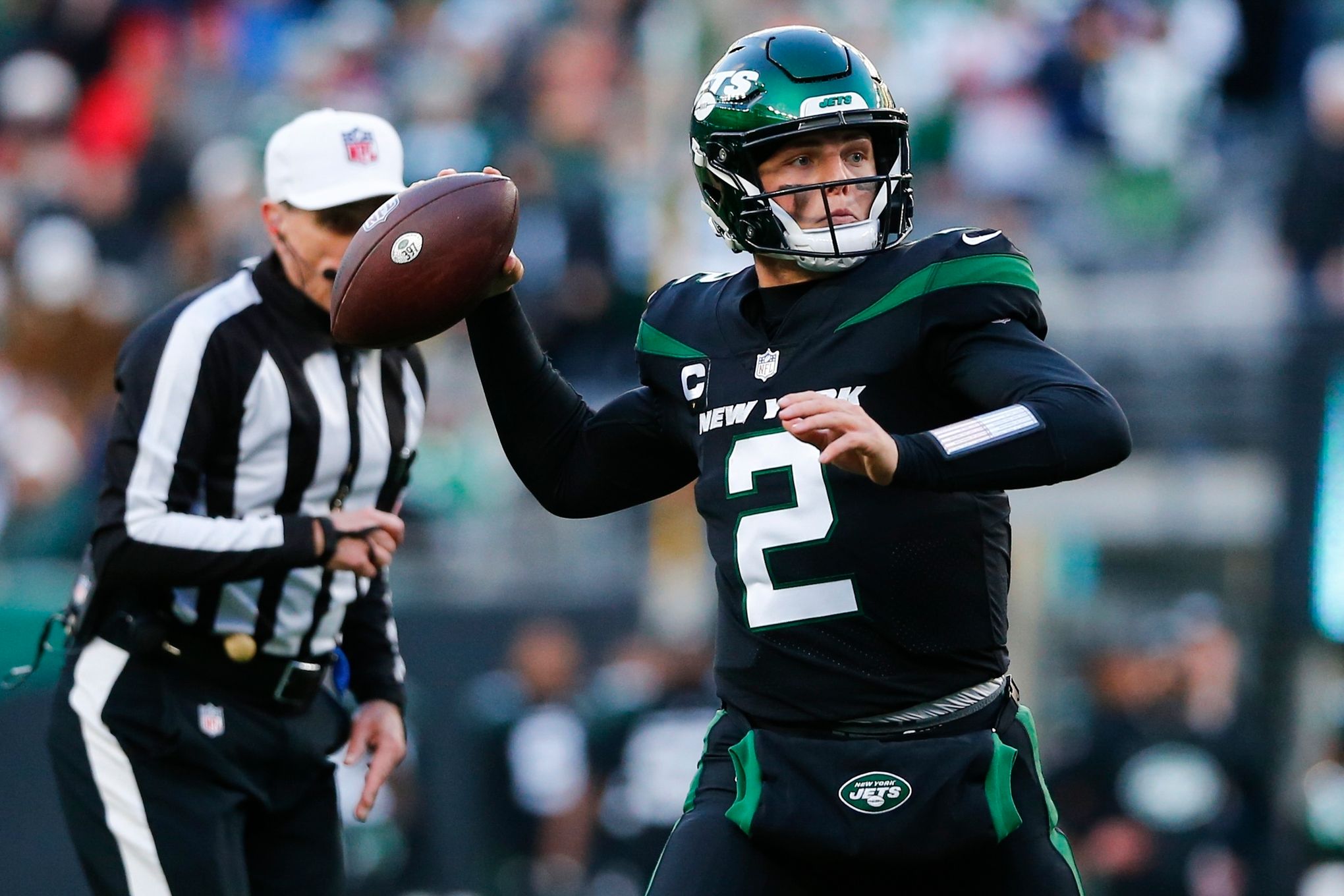 Zach Wilson runs wild in NY Jets' win over Trevor Lawrence, Jaguars  (Highlights)