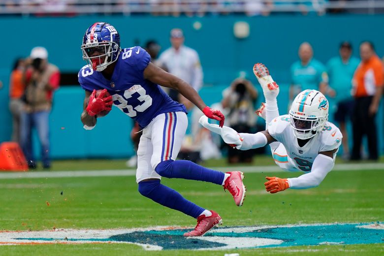 Streak continues: Tua, Dolphins hold off Giants, win 20-9