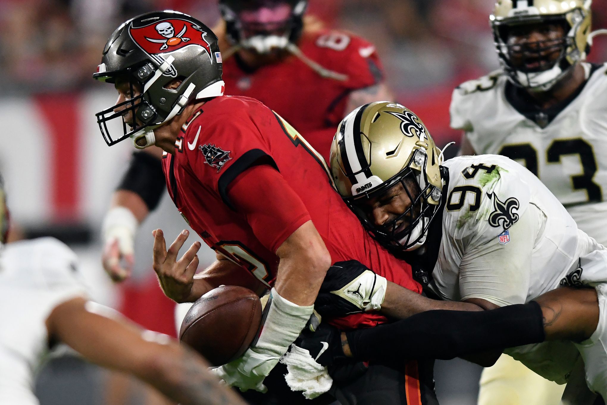 Bucs Celebrate NFC South Title Win, Clinching Playoffs 