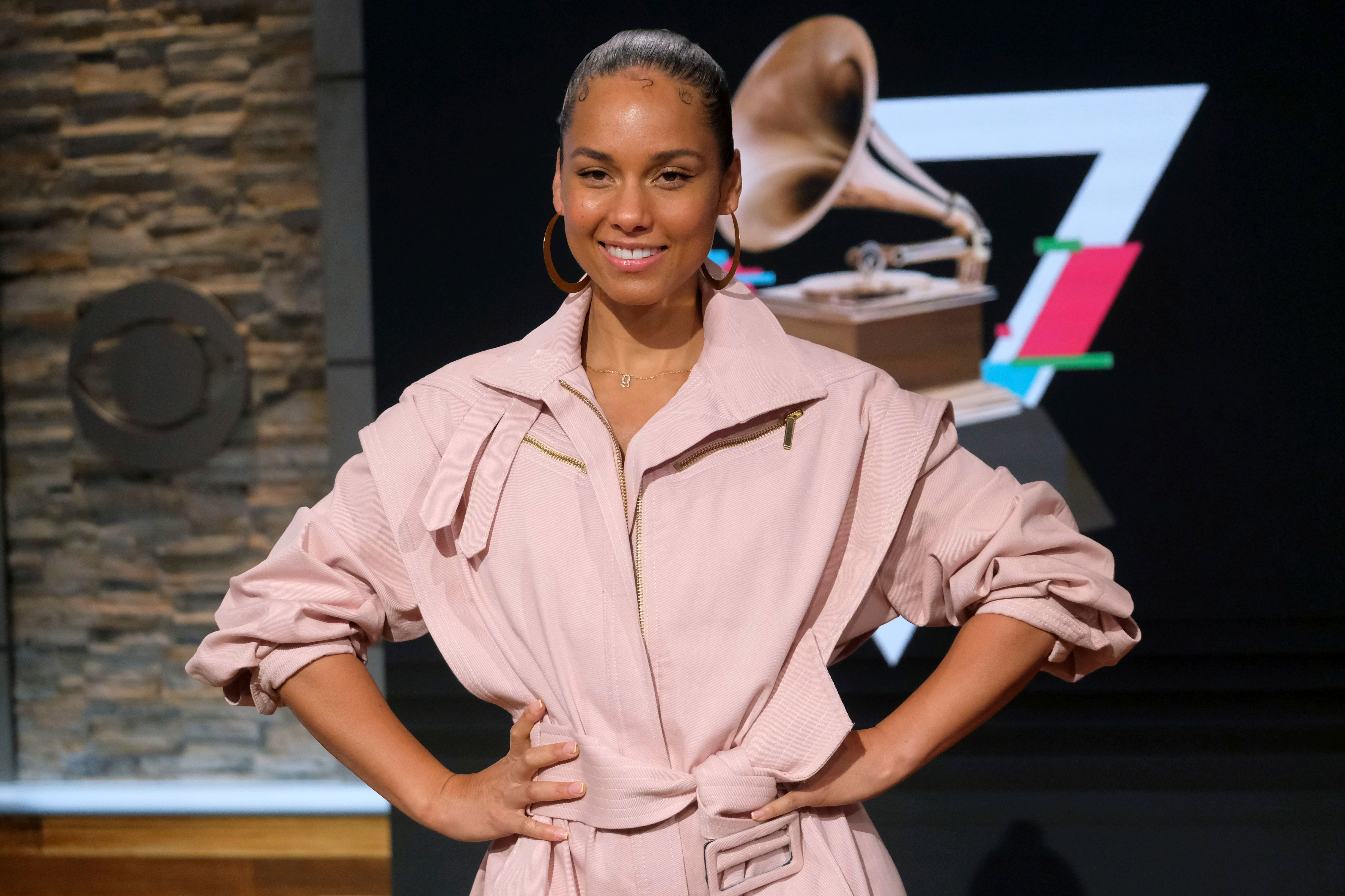 Alicia Keys' 'Keys' album returns her to her piano homebase | The