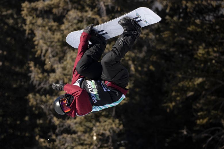 Shaun White places fourth in final Olympic halfpipe contest