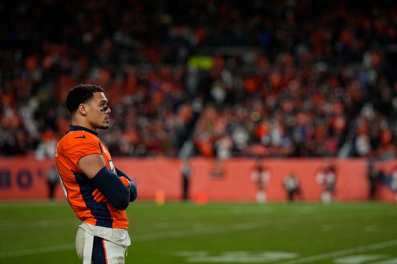 Broncos' Justin Simmons focused on games, not contract halfway through  season