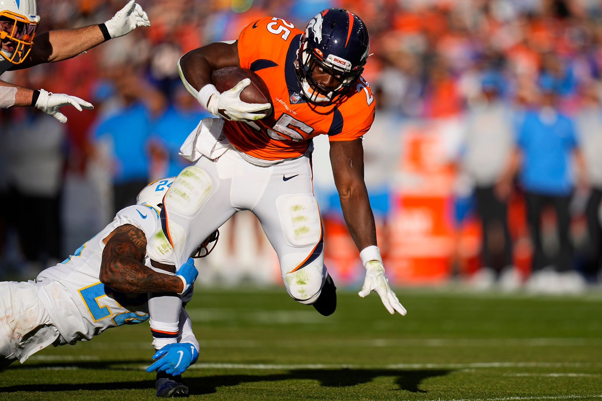 Broncos RB depth chart: Will Melvin Gordon or Mike Boone lead