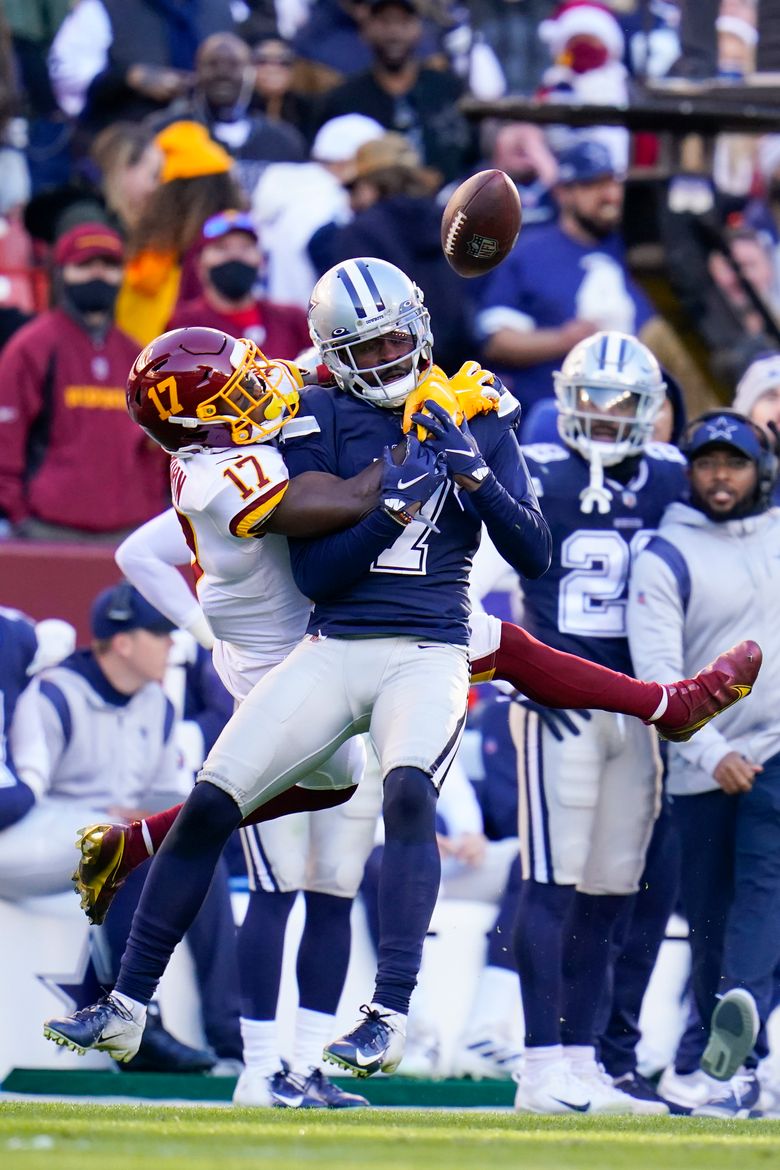 Dallas Cowboys cornerback Trevon Diggs (7) looks into the