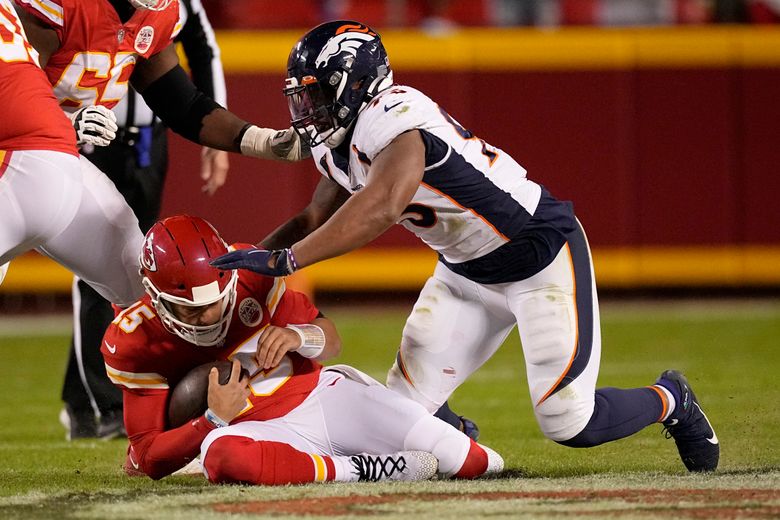 Loss Of Tyreek Hill Hurts Kansas City Chiefs In Competitive AFC West