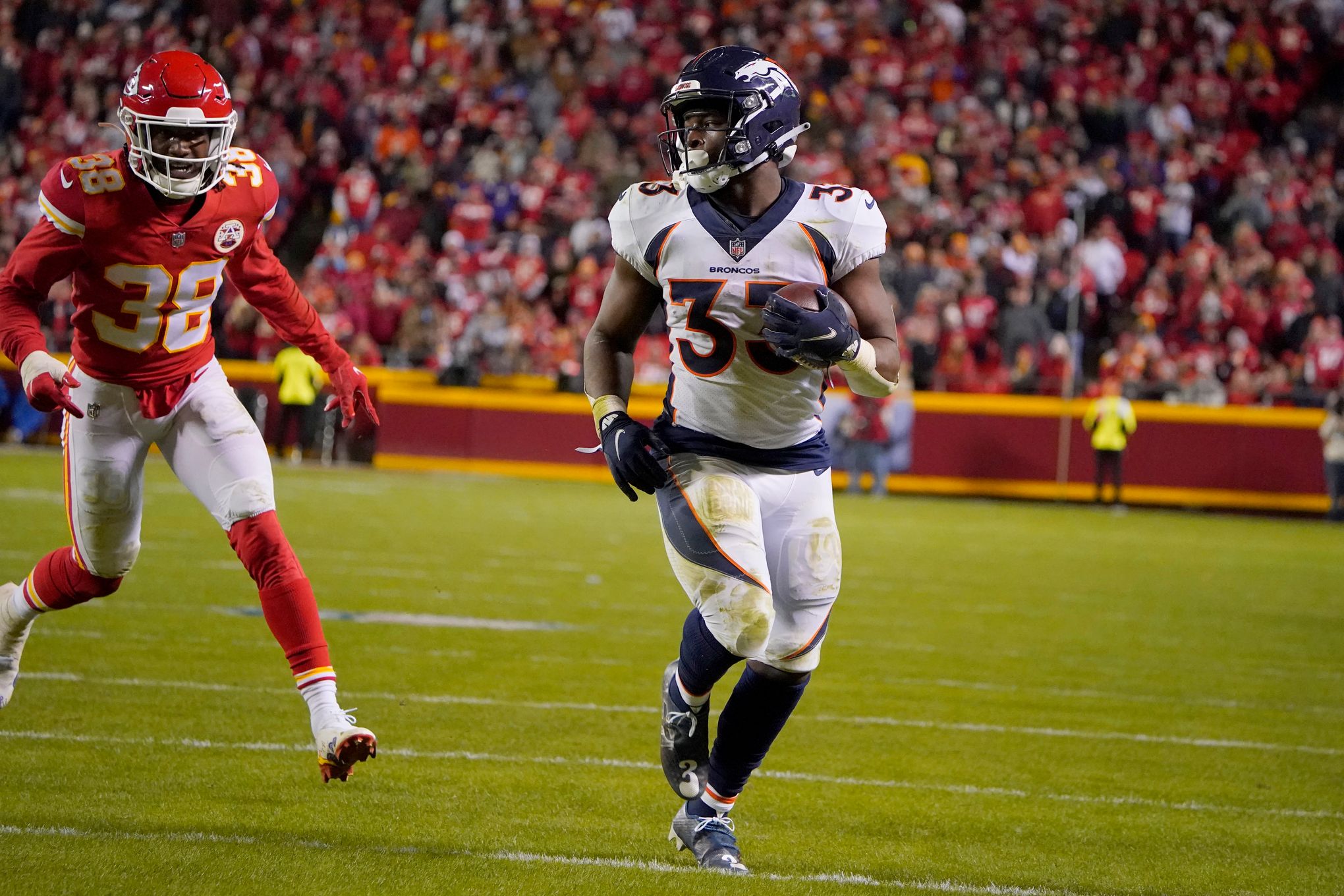 Broncos' Mike Boone on backup running back duties: 'Whenever they