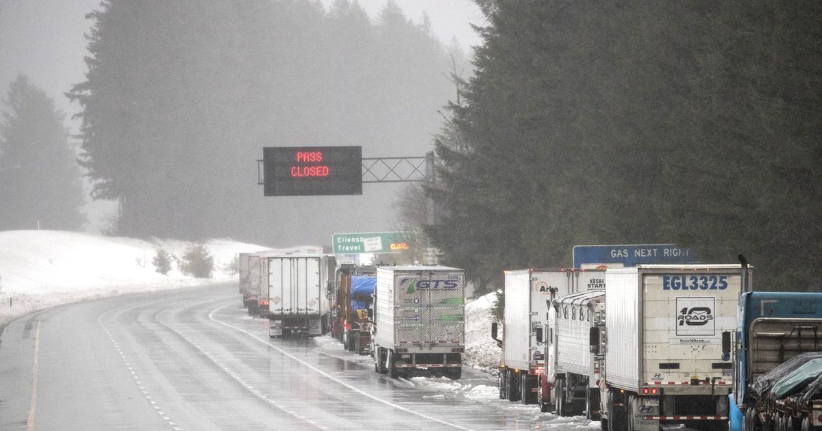 Pass closures stop vacation between east and west sides of Washington condition